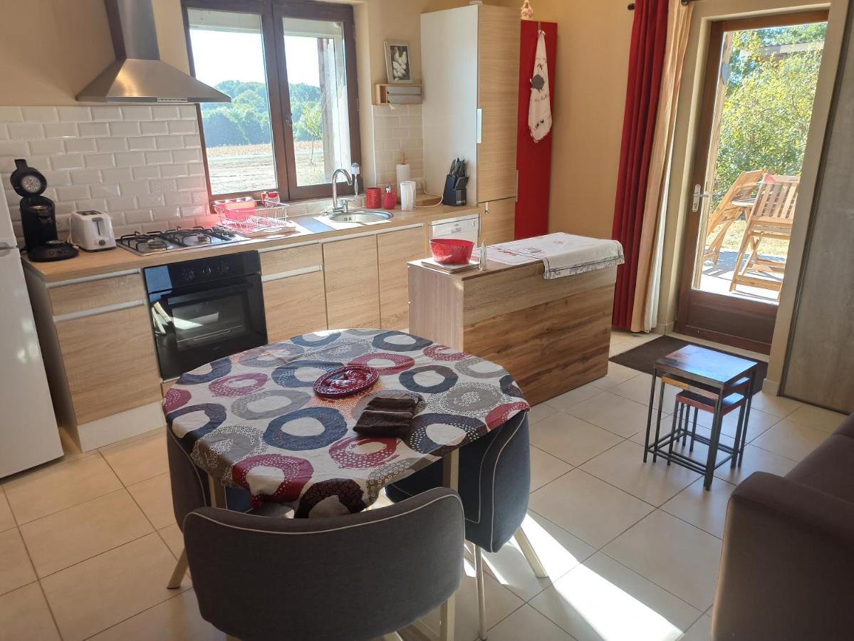 Gite Cosy Grand Confort Dans Un Ecrin De Verdure Agudelle エクステリア 写真