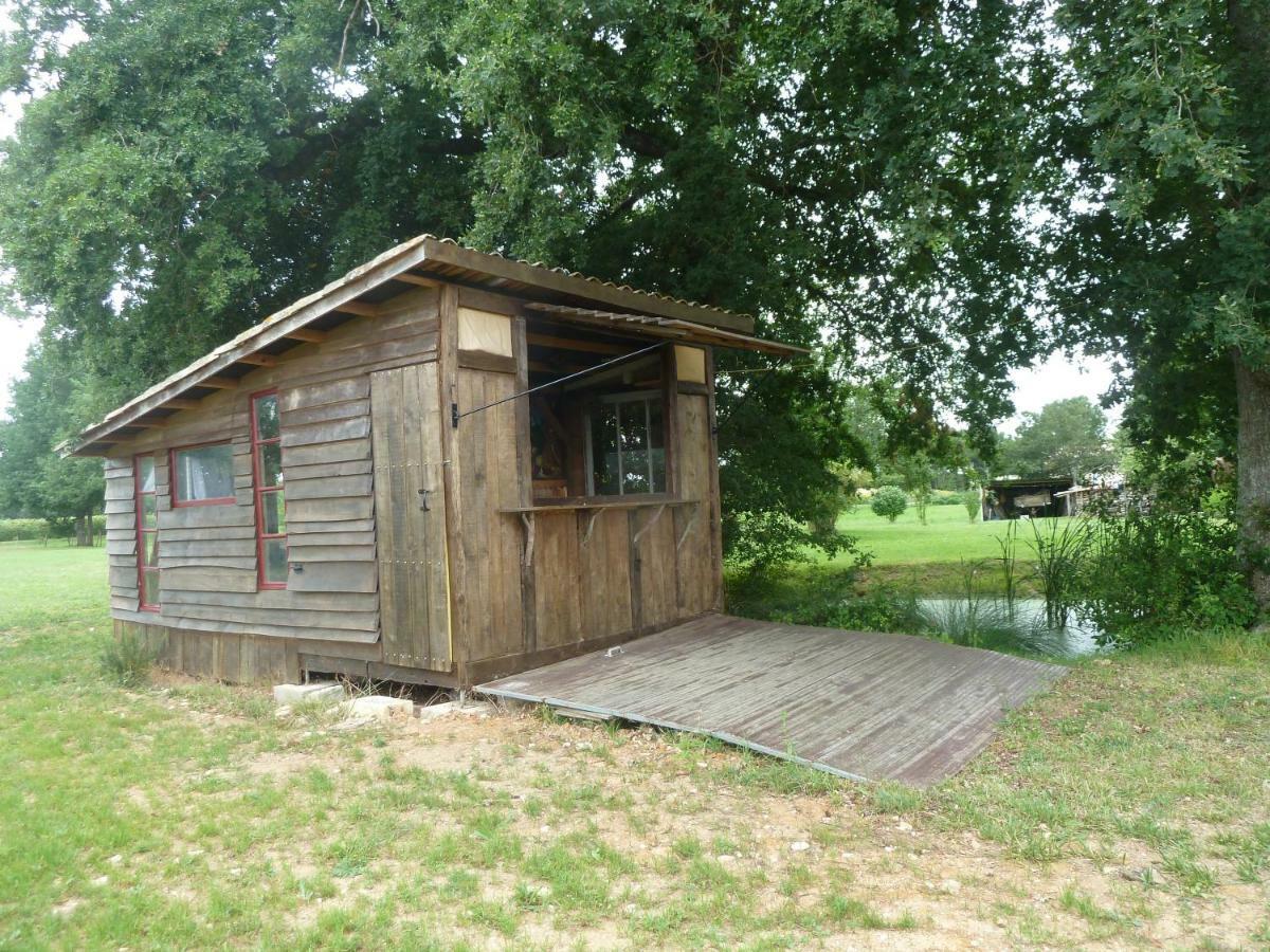 Gite Cosy Grand Confort Dans Un Ecrin De Verdure Agudelle エクステリア 写真